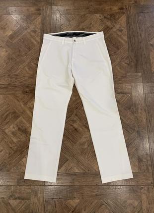 Стильні білі штани, брюки1 фото