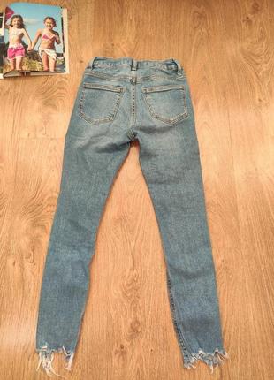 Стрейчевые джинсы рванки new look на девочку в отличном состоянии, р. 134-140, 9-10 лет2 фото