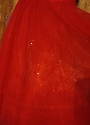 Сукня весільна,пишна, фатинова,червона7 фото