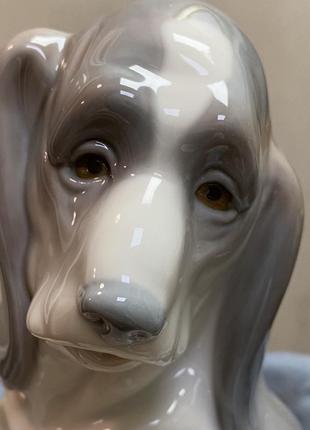 Фарфоровая статуэтка lladro «собачка в корзине».7 фото