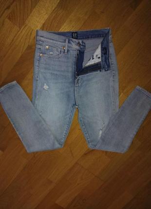 Женские джинсы gap