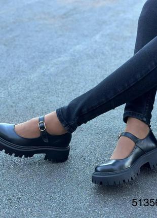Жіночі натуральні шкіряні туфлі чорного кольору, шкіряні жіночі туфлі з ремінцем5 фото