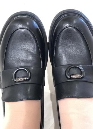Лоферы женские кожаные повседневные черные осенние туфли на низких каблуках 18j1772-05d-6365 lady marcia 28907 фото