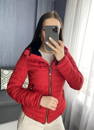 Базовая стеганая куртка zara basic