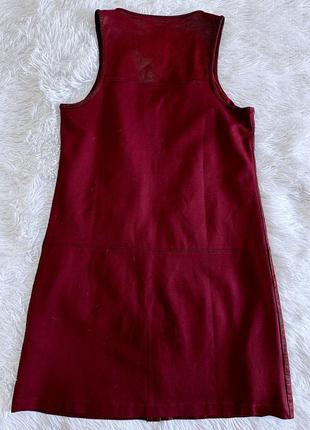 Бордовое кожаное платье-сарафан guess5 фото