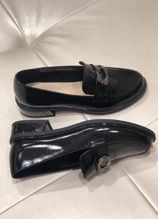 Слиперы женские натуральная лаковая кожа черные туфли на низком ходу 18j1387-12d-6426 lady marcia 28925 фото