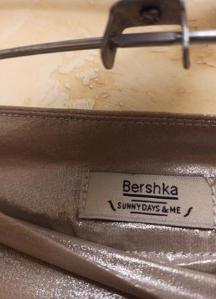 Бежево-серебристый костюм bershka7 фото