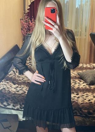 Легенькое платье р.м guess