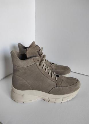 Ботинки натуральная замша
