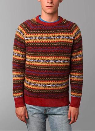 Шерстяной свитер с скандинавскими узорами