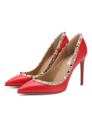 Класика яскраві туфлі човники valentino