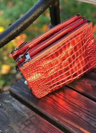 Итальянская кожаная сумочка кроссбоди на 3 отделения красная6 фото