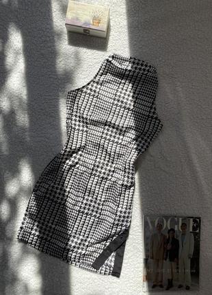 Misguided мини платье сарафан