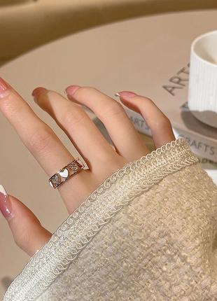 Каблучка серце по колу, емаль біле