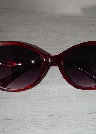 Женские солнцезащитные очки1 фото