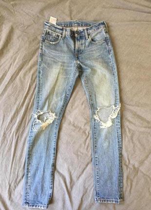 Голубые джинсы levi's 505