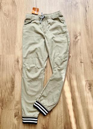Джоггеры для мальчика gymboree
