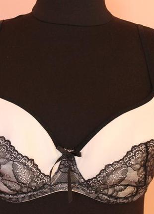 Ліфчик under & over