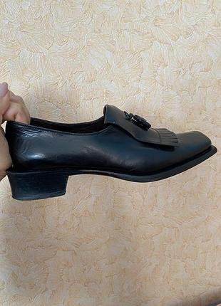 Туфли 38 pollini оригинал натуральная кожа полностью