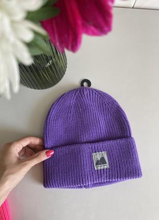 Вʼязані шапки zara