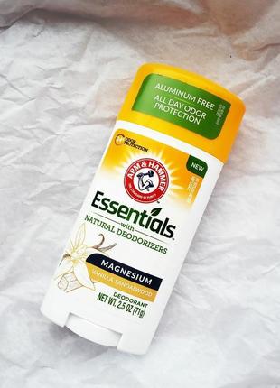 Arm &amp; hammer essentials дезодорант с натуральными дезодорирующими веществами vanilla sandalwood 71g