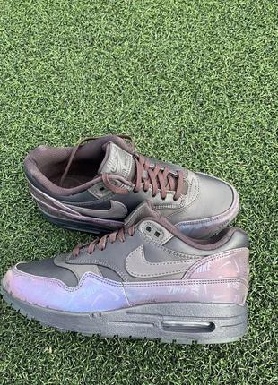 Кроссовки  nike wmns air max 1 lx