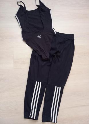 Продам костюм adidas