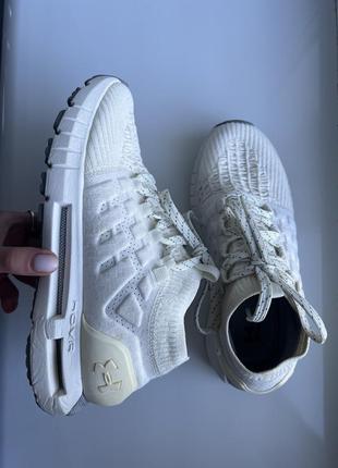 Кроссовки женские under armour