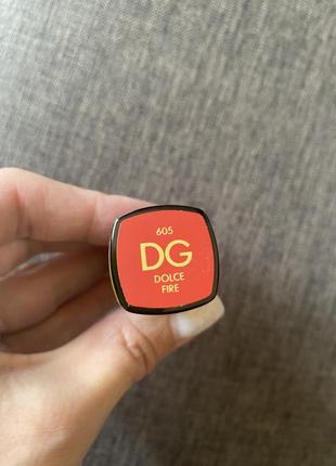 Dolce & gabbana dolce matte lipstick матова помада тестер no 642, оригінал8 фото