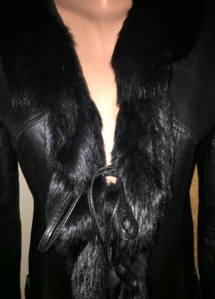 Отличнейшее кожаное пальто. made in italy.3 фото