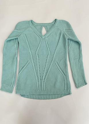 Свитер вязаный