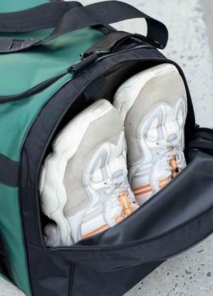Мужская дорожная спортивная сумка everlast biz зеленая для тренировок в дорогу на 60 литров7 фото