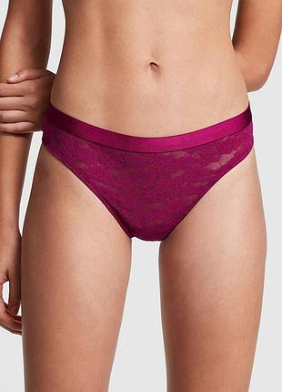 Стильные кружевные трусики тонг victoria's secret pink