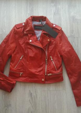 Новая косуха oakwood, france кожа кожаная куртка красная косуха кожанка2 фото