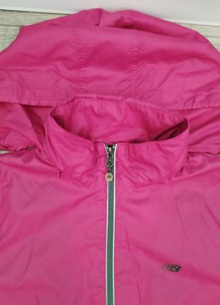 Куртка вітровка new balance жіноча спортивна рожева куртка на блискавці5 фото