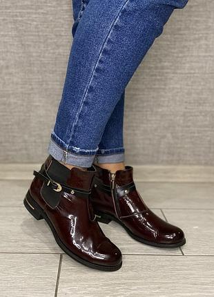 Лаковые ботинки 2