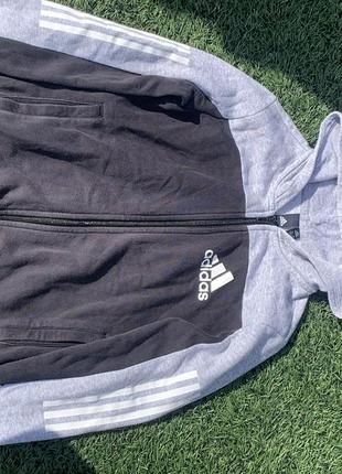 Олімпійка adidas