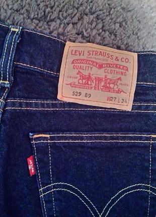 Темні джинси кльош від levi's {levis }3 фото