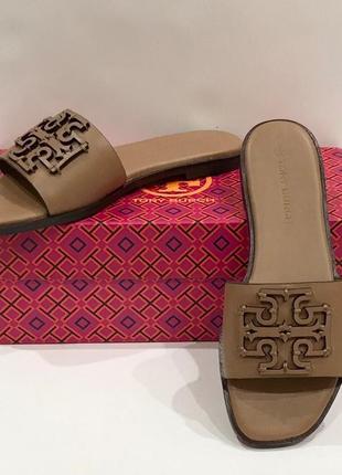 Шльопанці tory burch