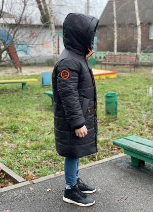 Подростковая зимняя удлиненная курточка на парня7 фото