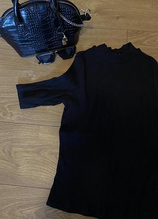 Лонгслів з укороченим рукавом monki в рубчик