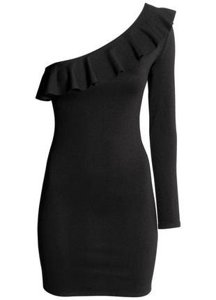 Черное платье на один рукав с воланом2 фото