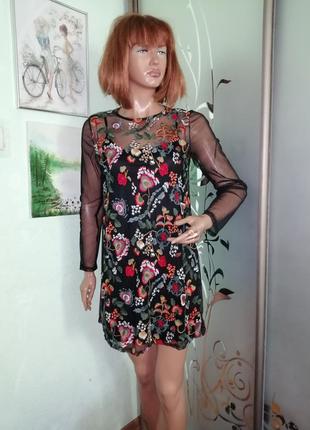 Сукня з вишивкою primark