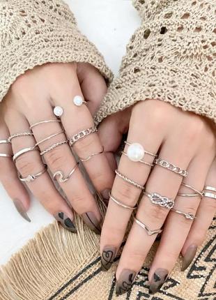 Большой набор колец серебристые кольца