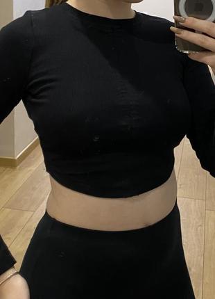 Топ з рукавом