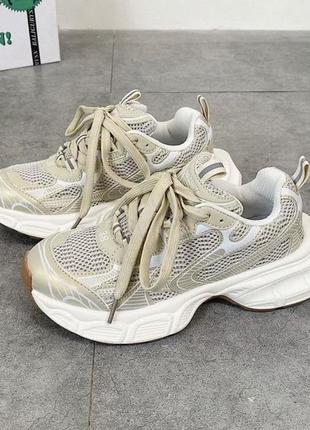 New нові в наявності нові кросівки бежеві сєтка розмір 37/36 в наявності, легкі, зручні, базова модель.