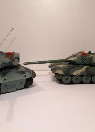 Ігровий набір з двох танків на радіокеруванні "танковий бій" іграшковий3 фото