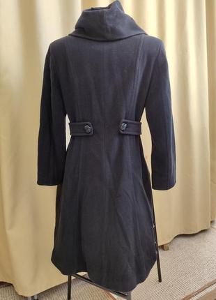 Элегантное шерстье-кашемировое пальто с объемным воротником2 фото
