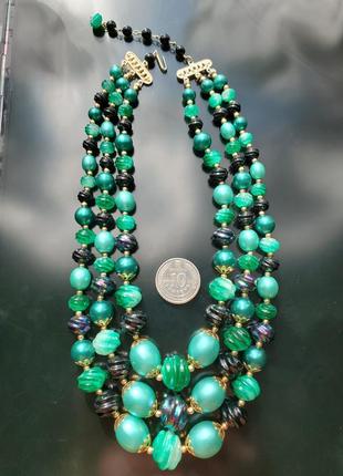 Зелено-черного тона ожерелья и серьги-клипсы, гонконг