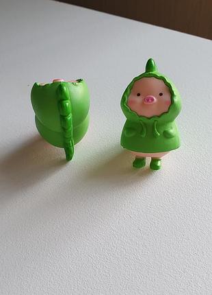 Фигурка свинка в костюме динозавра 4